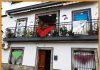 Engalanamiento de balcones en Guarromán en honor de San Isidro
