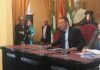 Suspendido el pleno de la Moción de censura a Raúl Caro