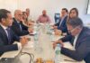 El consejero de Universidad visita una empresa de Linares