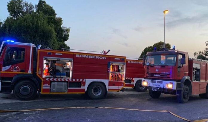 Córdoba.-Sucesos.-Atendidas cuatro personas por un incendio en un bar en la calle Hernán Cortés de la capital