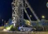 Buscan al conductor del vehículo que impactó contra el monumento de La Cabria en Linares