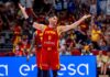 España sigue en máximas tras el tercer cuarto