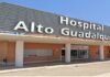 Dos trabajadores resultan afectados en un incendio en un taller mecánico en Andújar
