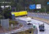 Corte de la autovía por un camión atravesado en Santa Elena