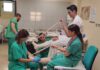 El servicio de Traumatología capacita a profesionales de Urgencias del Hospital Alto Guadalquivir en la colocación de yesos