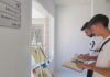 El Hospital Alto Guadalquivir amplía su proyecto de `LibroTerapia’ al área de Endoscopias