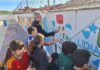 Los escolares de Bailén dibujan junto al Taller Ocupacional un mural para fomentar la inclusión