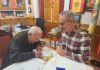 Tomás Soriano dona un trillo al Ayuntamiento