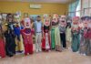 Cabezudos para el pasacalles de la Feria del Barrio