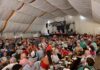 La Feria de Linares celebra la tradicional comida homenaje a los mayores, organizada en la Caseta Municipal