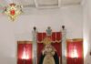 La Cofradía de Nuestra Señora de Zocueca dona la medalla de la Virgen a María Santísima de la Paz