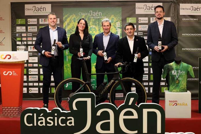 CICLISMO Presentación Clásica Jaén Paraíso Interior en Madrid 1