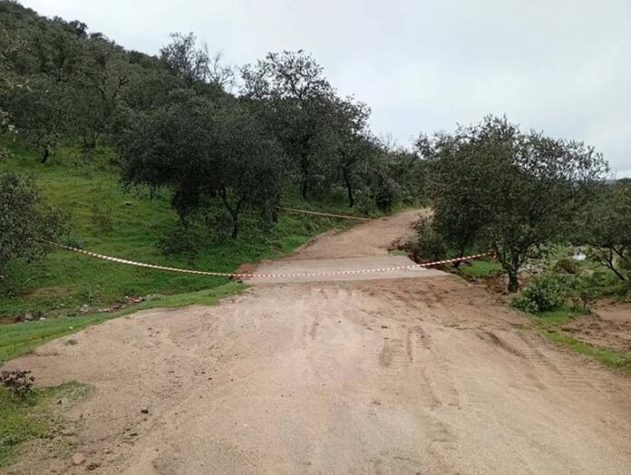 Burguillos arreglo del camino