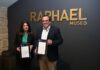 El alcalde de Boadilla del Monte apoya la candidatura de Raphael al Premio Princesa de Asturias