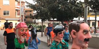 Festejos abre el plazo de inscripción para participar en el Pasacalles de Cabezudos de las Fiestas de Julio