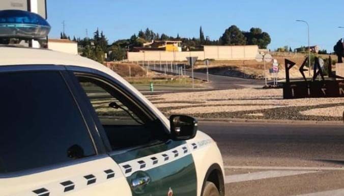 La Guardia Civil detiene a una persona e investiga a otra por un robo en una vivienda de Andújar