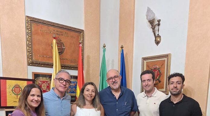 El alcalde de Bailén recibe a la nueva directiva del IES Medina Rivilla