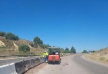 El Ayuntamiento acomete labores de limpieza y mejora en los principales accesos de Bailén