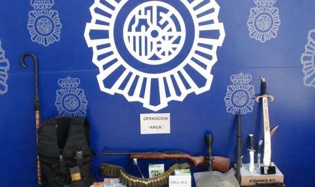 Tres detenidos al desmantelar un punto de venta de droga en Úbeda