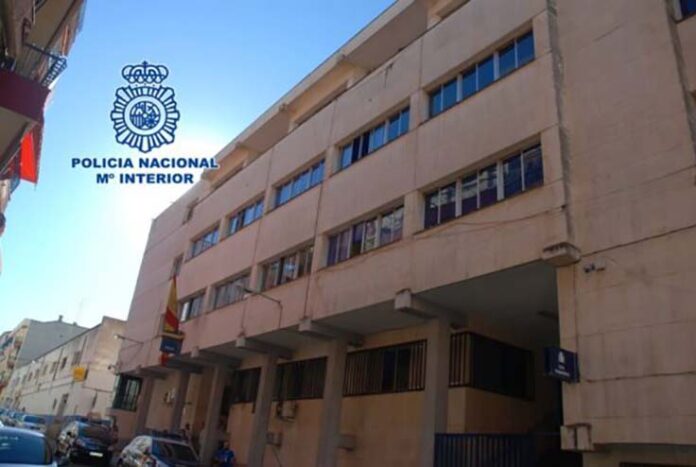 Policia de Linares cuartel