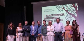 La Cátedra JAPEMASA de la UJA y el Ayuntamiento de Castellar ponen en valor el papel de la empresa familiar como motor contra la despoblación