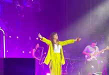 Vanesa Martín llenó de magia y de polvo de mariposas una noche de emociones a su paso por Jaén