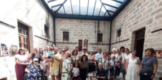 El Pósito acoge hasta el 16 de agosto una exposición fotográfica que conmemora el Día de los Abuelos