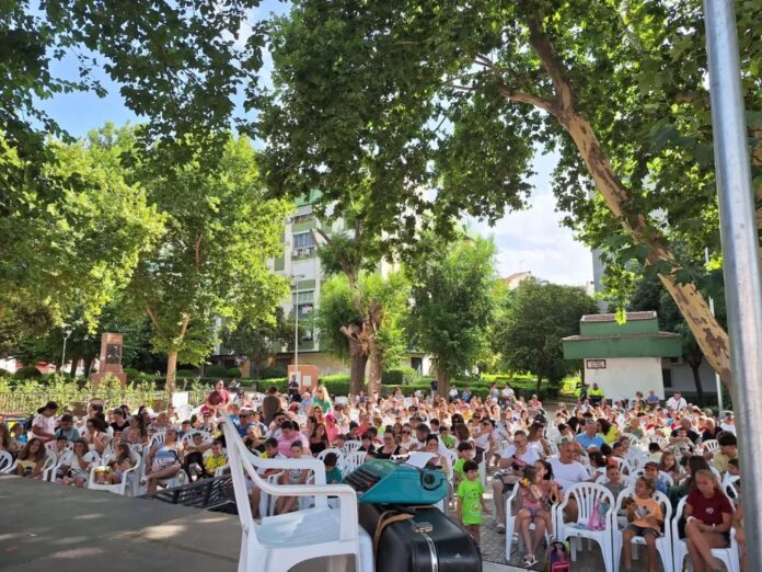 PORTICO INFANTIL PENEQUE