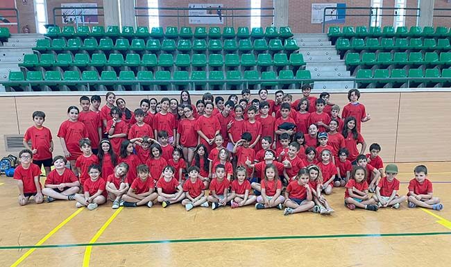 Las Escuelas Deportivas de Verano de la UJA alcanza los 137 menores inscritos en sus campus de Jaén y Linares